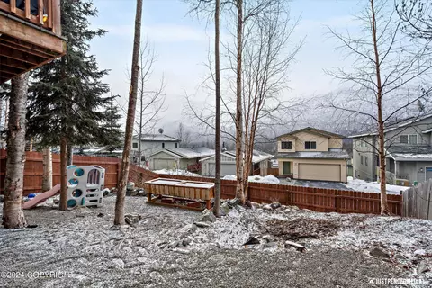 Exterior - 20732 Mountain Vista Dr, Eagle River, AK 99577 photo 8 of 9