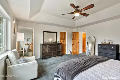 Bedroom - 20732 Mountain Vista Dr, Eagle River, AK 99577 photo 3 of 6