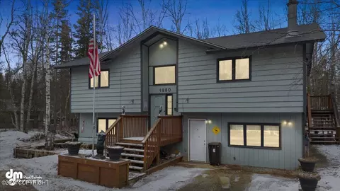 1980 N Cottonwood Loop, Wasilla, AK 99654