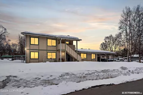 5200 Leslie St, Anchorage, AK 99508