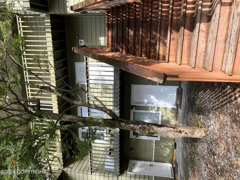 311 Lynnwood Dr # 3, Anchorage, AK 99518