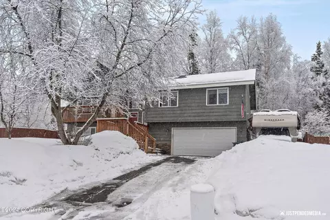 3601 Spinnaker Dr, Anchorage, AK 99516