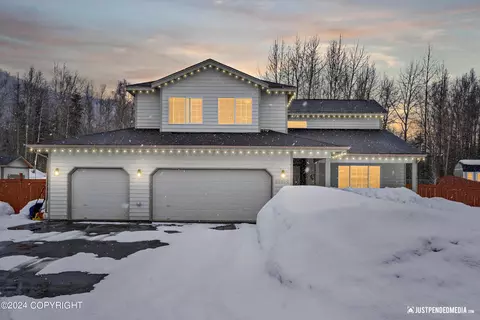 24400 Rebecca Hill Cir, Chugiak, AK 99567