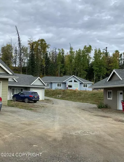 6201 E Chinook Ave, Wasilla, AK 99654