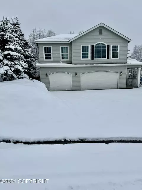 5424 Woodshire Cir, Anchorage, AK 99516