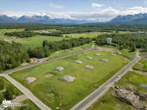 L1 B3 E Apple Circle, Palmer, AK 99645 photo 4