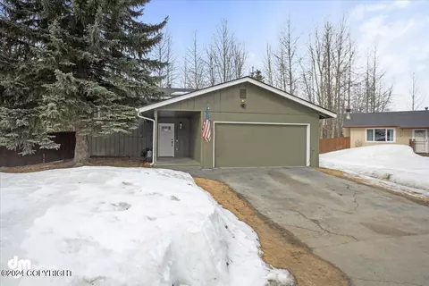 Exterior - 18838 Sutwik Cir, Eagle River, AK 99577 photo 2 of 12