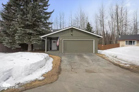 18838 Sutwik Cir, Eagle River, AK 99577