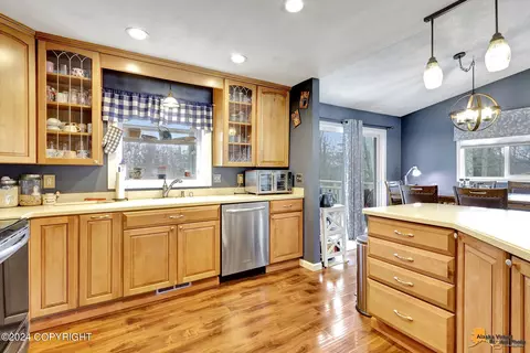 Kitchen - 19742 S Montague Loop, Eagle River, AK 99577 photo 1 of 4