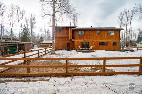 Exterior - 19986 S Birchwood Loop Rd, Chugiak, AK 99567 photo 8 of 18