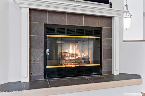 Living - 1902 Terrebonne Loop, Anchorage, AK 99502 photo 3 of 3
