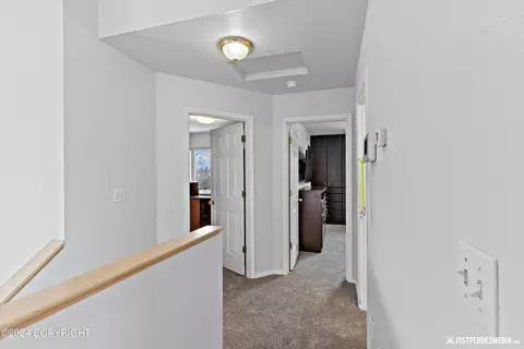 Entry Way - 1902 Terrebonne Loop, Anchorage, AK 99502 photo 4 of 4