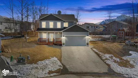 1110 W Angel Cir, Palmer, AK 99645