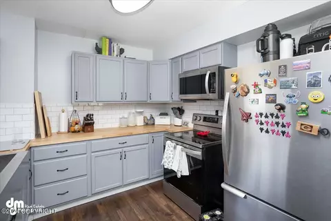 19005 Chichagof Loop, Eagle River, AK 99577 photo 16