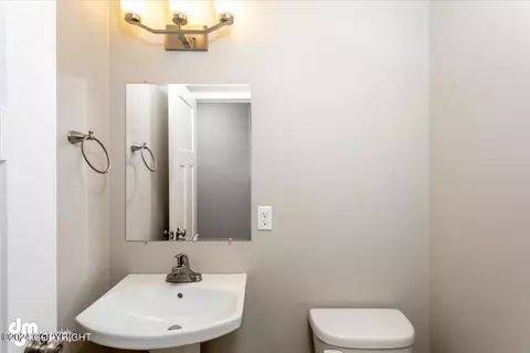 Bath - 22543 Judd Dr, Chugiak, AK 99567 photo 4 of 6