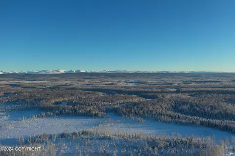 64397 Parks Hwy, Willow, AK 99688
