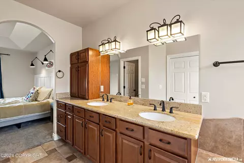 Bath - 10951 Splendor Loop, Eagle River, AK 99577 photo 3 of 7