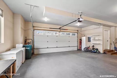Exterior - 10951 Splendor Loop, Eagle River, AK 99577 photo 5 of 10