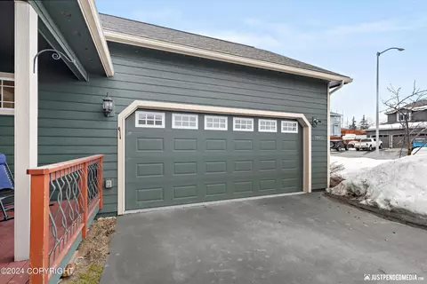 Exterior - 10951 Splendor Loop, Eagle River, AK 99577 photo 8 of 10