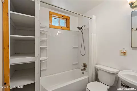 Bath - 4310 E 4th Ave, Anchorage, AK 99508 photo 1 of 2