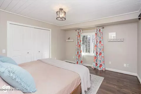 Bedroom - 19510 Third St, Eagle River, AK 99577 photo 3 of 9