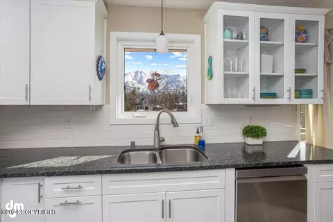 Kitchen - 19510 Third St, Eagle River, AK 99577 photo 4 of 8