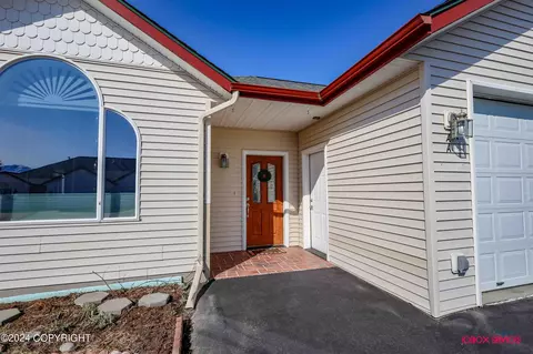 375 E Melissa Rose Cir # 4A, Palmer, AK 99645