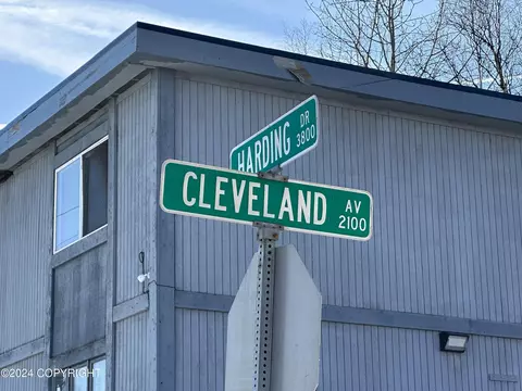 2100 Cleveland Ave, Anchorage, AK 99517