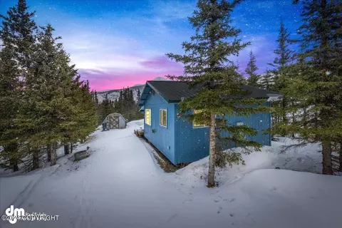 16115 Diane Dr, Anchorage, AK 99516