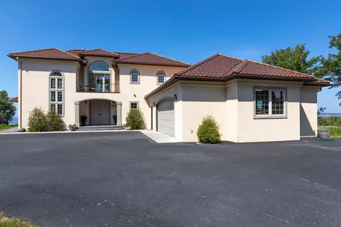 36895 Chinulna Dr, Kenai, AK 99611
