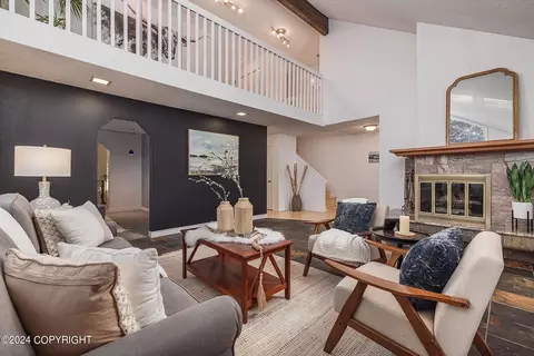 4340 Macalister Dr, Anchorage, AK 99502