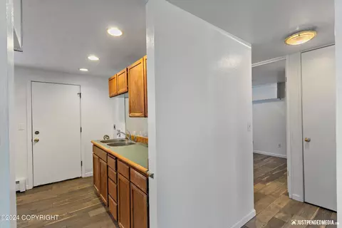 1617 Atkinson Dr, Anchorage, AK 99504 photo 8