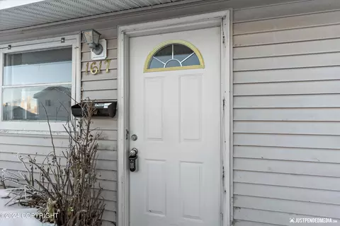 1617 Atkinson Dr, Anchorage, AK 99504 photo 4