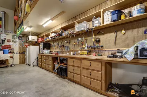 Exterior - 11833 Lugene Ln, Eagle River, AK 99577 photo 14 of 30