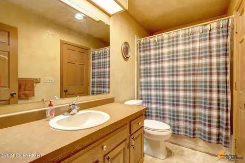 Bath - 11833 Lugene Ln, Eagle River, AK 99577 photo 1 of 6