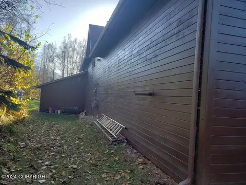 Exterior - 11833 Lugene Ln, Eagle River, AK 99577 photo 29 of 30