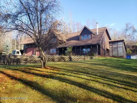 11833 Lugene Ln, Eagle River, AK 99577