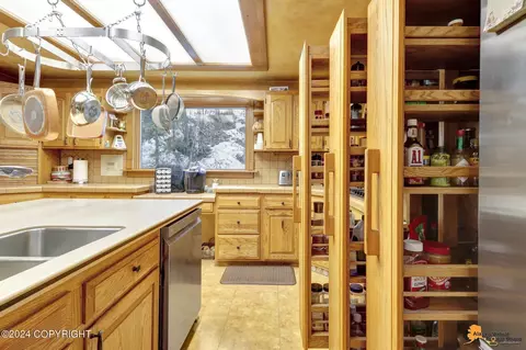Kitchen - 11833 Lugene Ln, Eagle River, AK 99577 photo 1 of 7