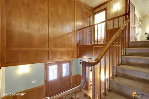 Entry Way - 11833 Lugene Ln, Eagle River, AK 99577 photo 2 of 5