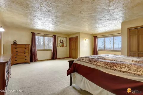 Bedroom - 11833 Lugene Ln, Eagle River, AK 99577 photo 2 of 6
