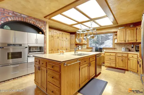 Kitchen - 11833 Lugene Ln, Eagle River, AK 99577 photo 7 of 7