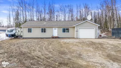 1970 N Meadow Lakes Dr, Wasilla, AK 99623
