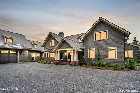 5996 Potter Valley Rd, Anchorage, AK 99516