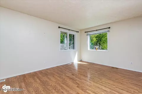 1847 Bellevue Loop, Anchorage, AK 99515 photo 12