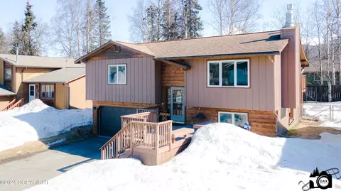 12329 Breckenridge Dr, Eagle River, AK 99577