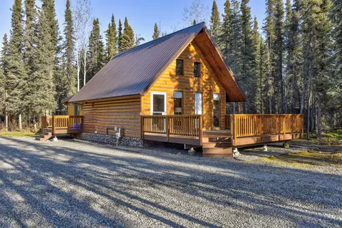 35152 Betty Lou Dr, Sterling, AK 99672