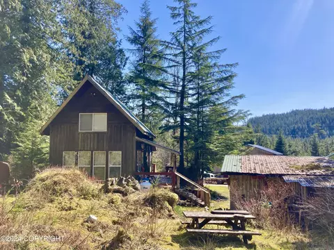 9 Spruce Cir # A, Hollis, AK 99000