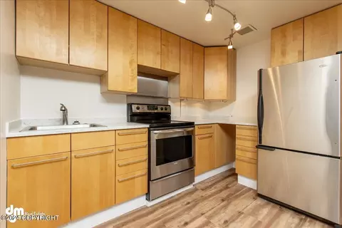 843 W 11th Ave # 208, Anchorage, AK 99501