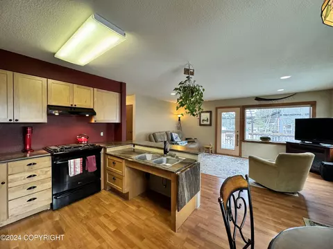 Living - 2008 Dora Way, Seward, AK 99664 photo 6 of 6