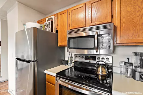 9610 Morningside Loop # B12, Anchorage, AK 99515 photo 5